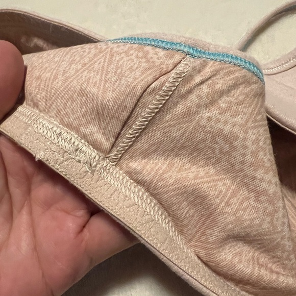 Ivivva size 12 lightly padded versatile bra. Tank to cross back - Picture 4 of 7